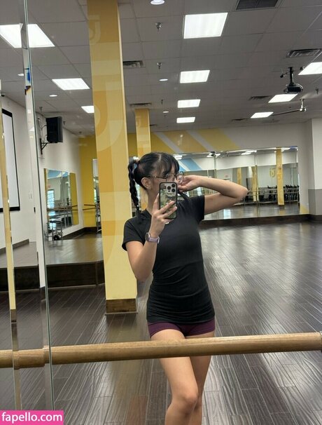 Angelina Fishtank star nude gallery