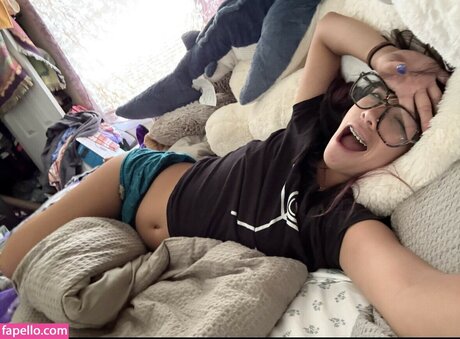 Angelina Fishtank naked pornstar picture