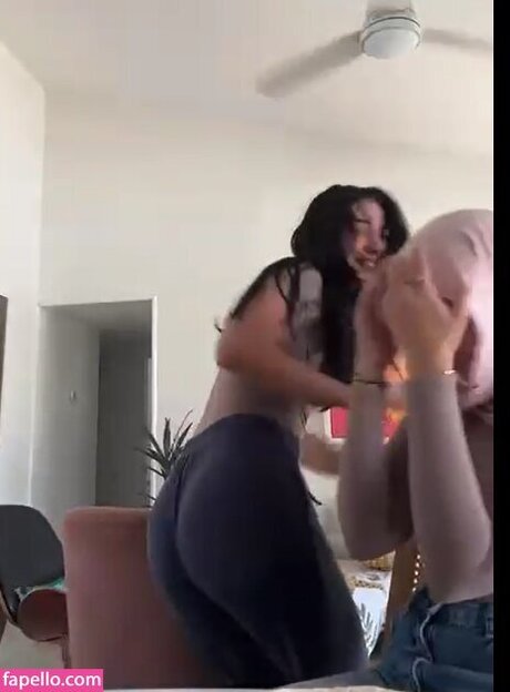 adolladola model xxx archive