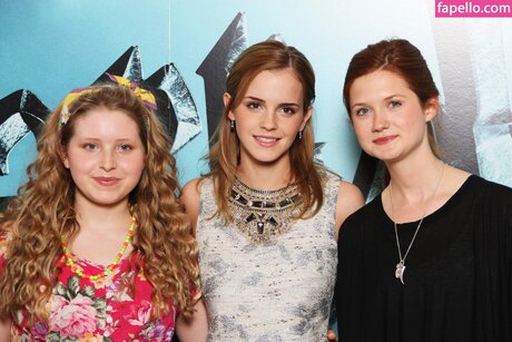 Bonnie Right pornstar art pic