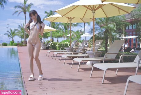 azinabuer adult model picture