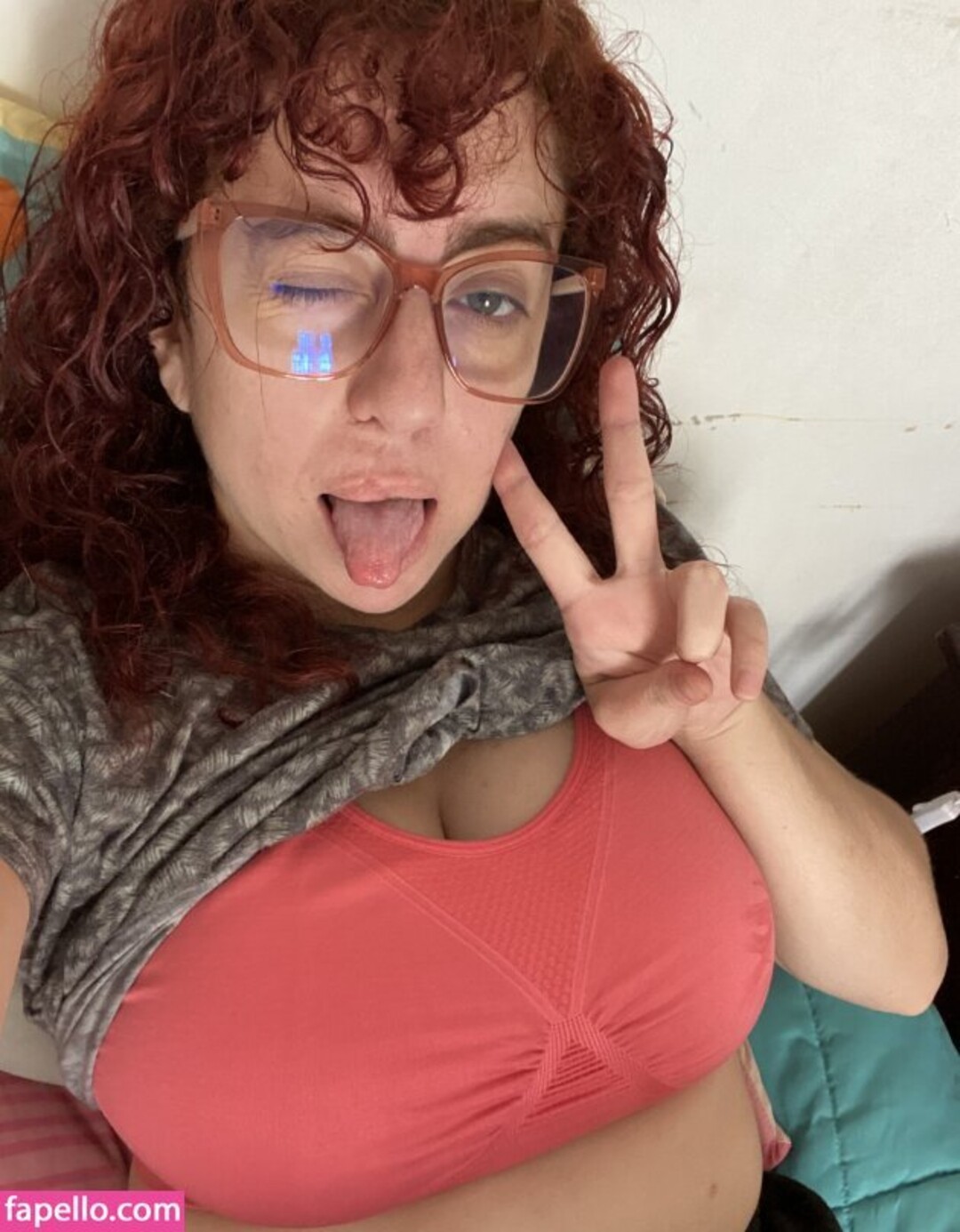 Chile Mega star nudes pics