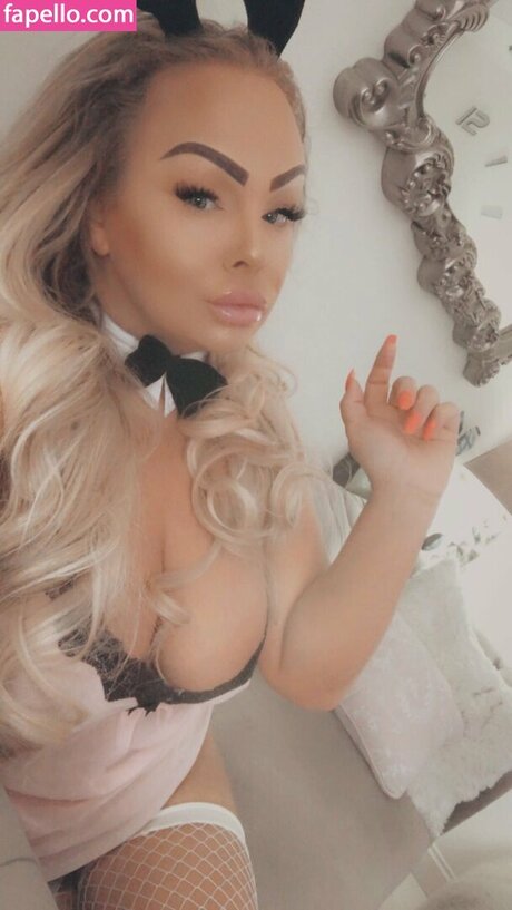 Mercedes Twitter Milf hd pornstar image