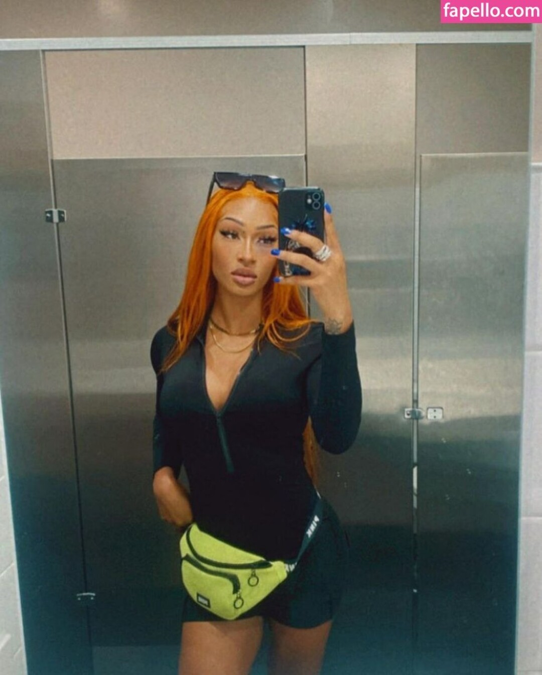 Mara Sade model hot pictures