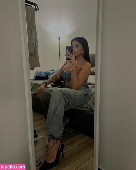 Debora Bloise model sex pics