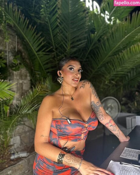 Debora Bloise hd actress pic