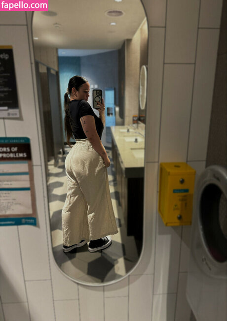 maddiewort_ model beautiful image