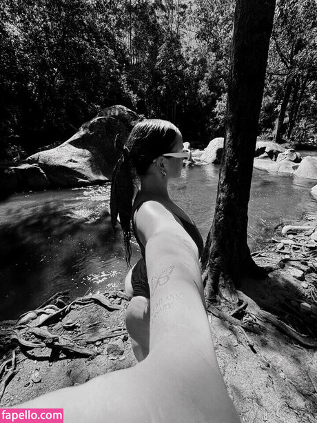 maddiewort_ model art img