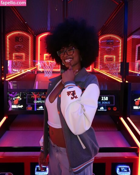 Jasmine Chola pornstar erotic gallery