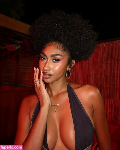 Jasmine Chola high quality star galleries