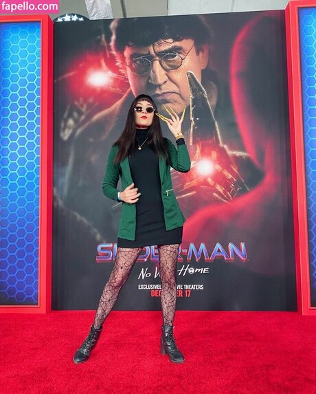 Brizzy Voices erotic actress archive