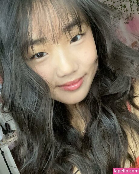 jinyasmr model free photos