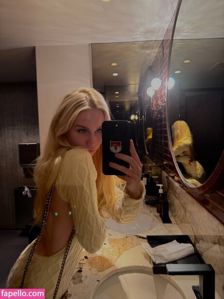 Colette Cherry pretty star pictures