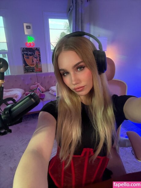 Colette Cherry profile image