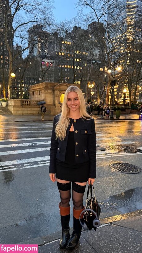 Colette Cherry xxx actress photo