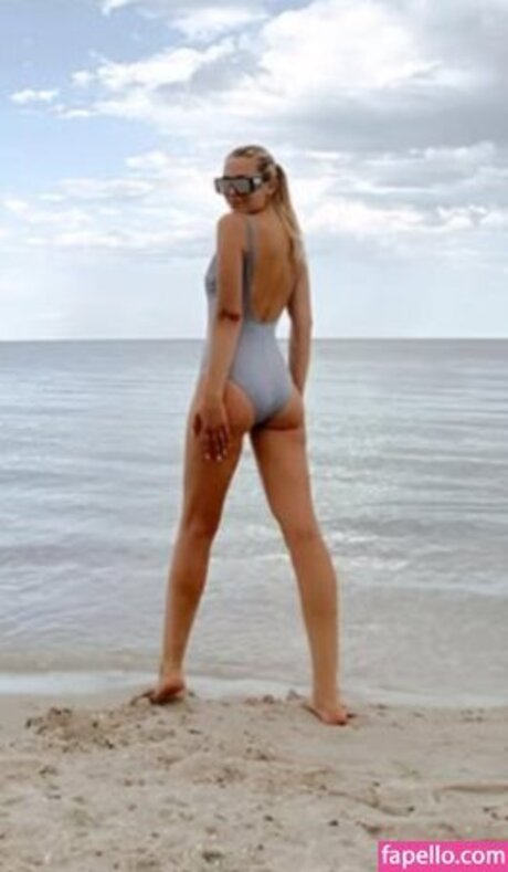 latina blowjob onlyfans top photo