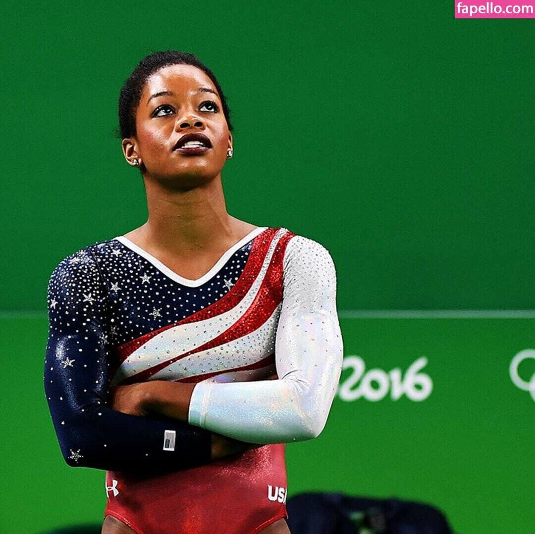 Gabby Douglas nice star picture