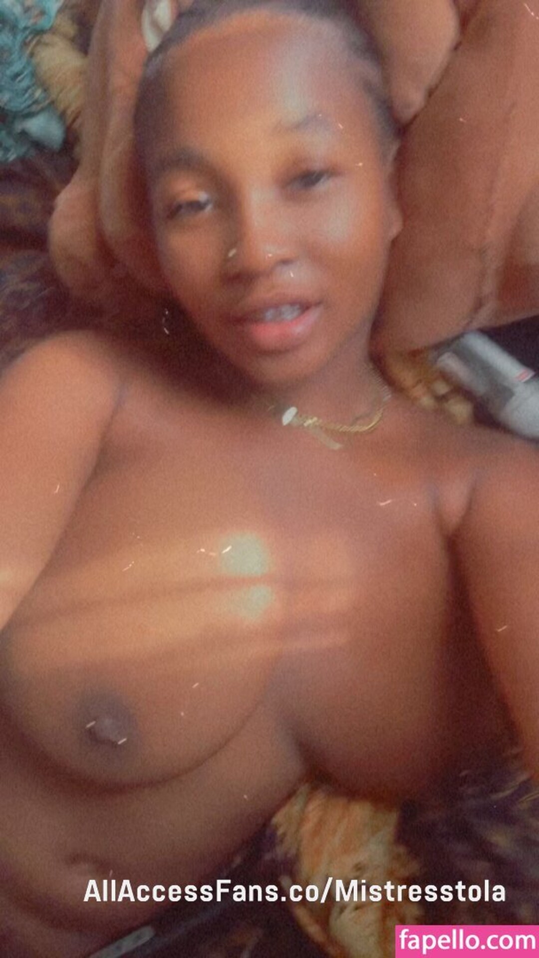 curvy muscle onlyfans hot nude image