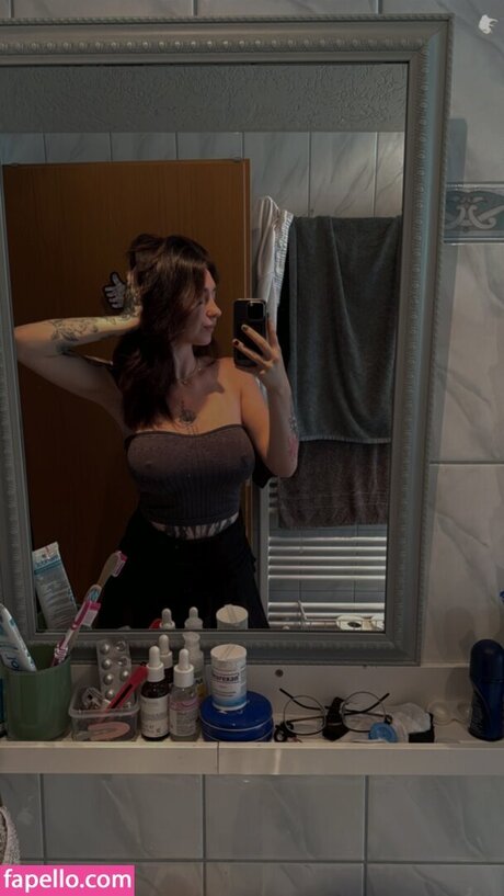 Kiras note sex model archive