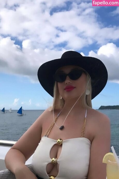 Amber Koltzow Bastick model high quality photo