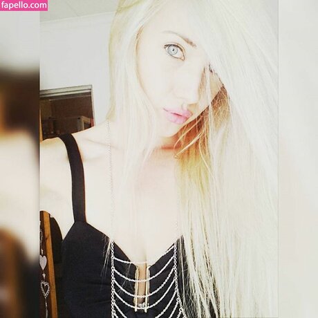 Amber Koltzow Bastick pornstar free photo