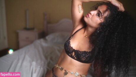 suzysuza model nice img