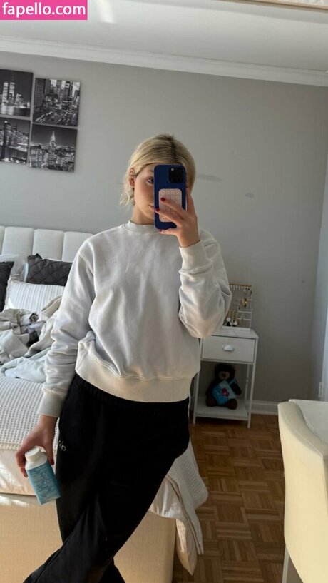 trans dominatrix onlyfans art nude picture