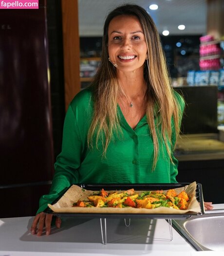 MargauxTheCook sex model photo