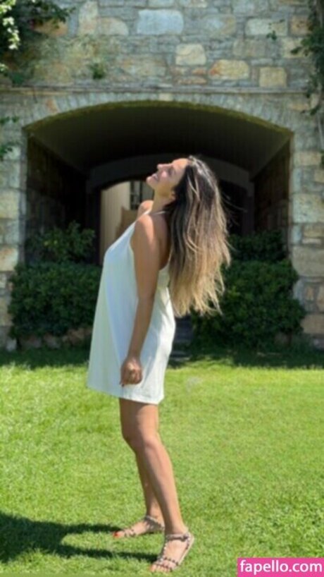 MargauxTheCook model perfect pic