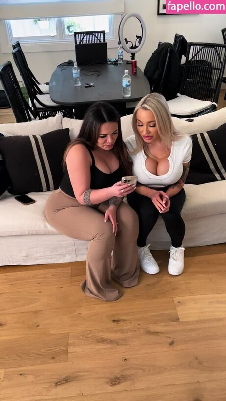 Portia Paris hd pornstar photo