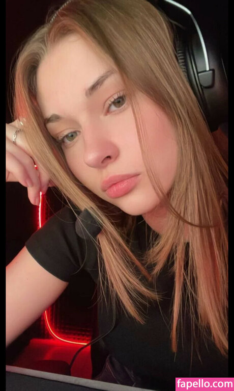 sharrimalagisi beautiful pornstar pic