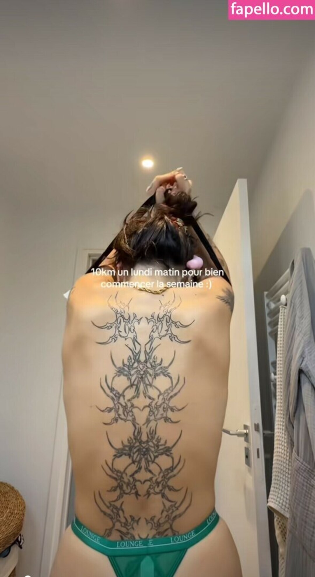 blonde babe onlyfans sexy archive