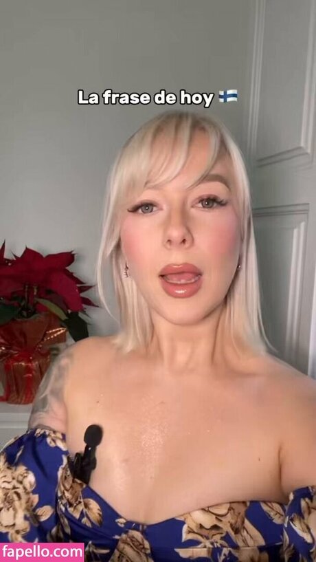 sinimakeup sex model image