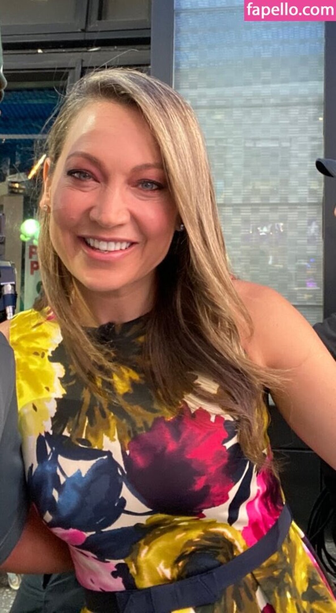Ginger Zee sexy star picture