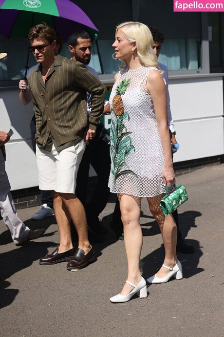 Pixie Lott pornstar nice picture