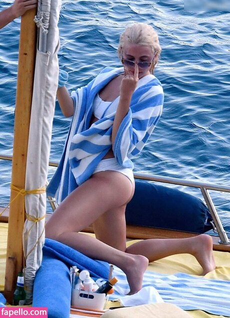 Pixie Lott beautiful pornstar gallery