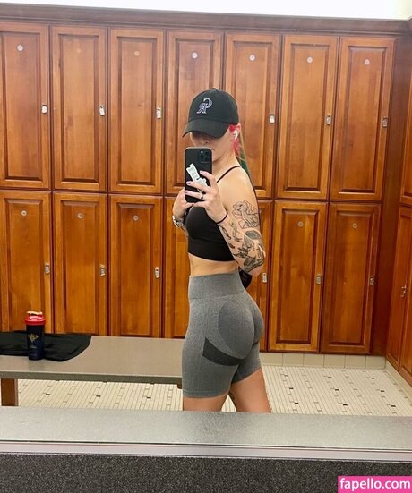 Nixonell hot star galleries