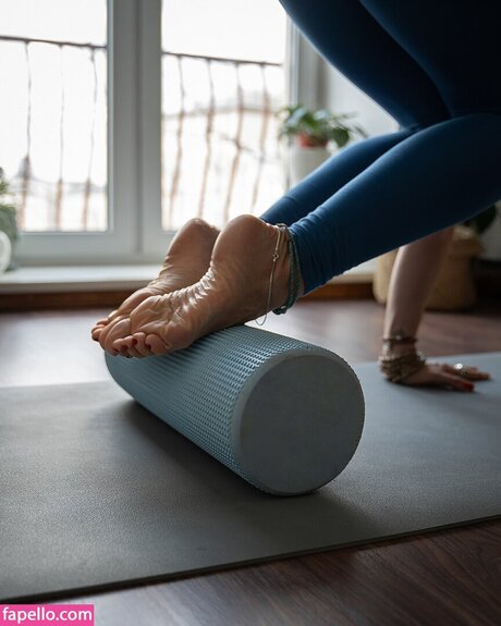 Eva Shik pornstar naked img