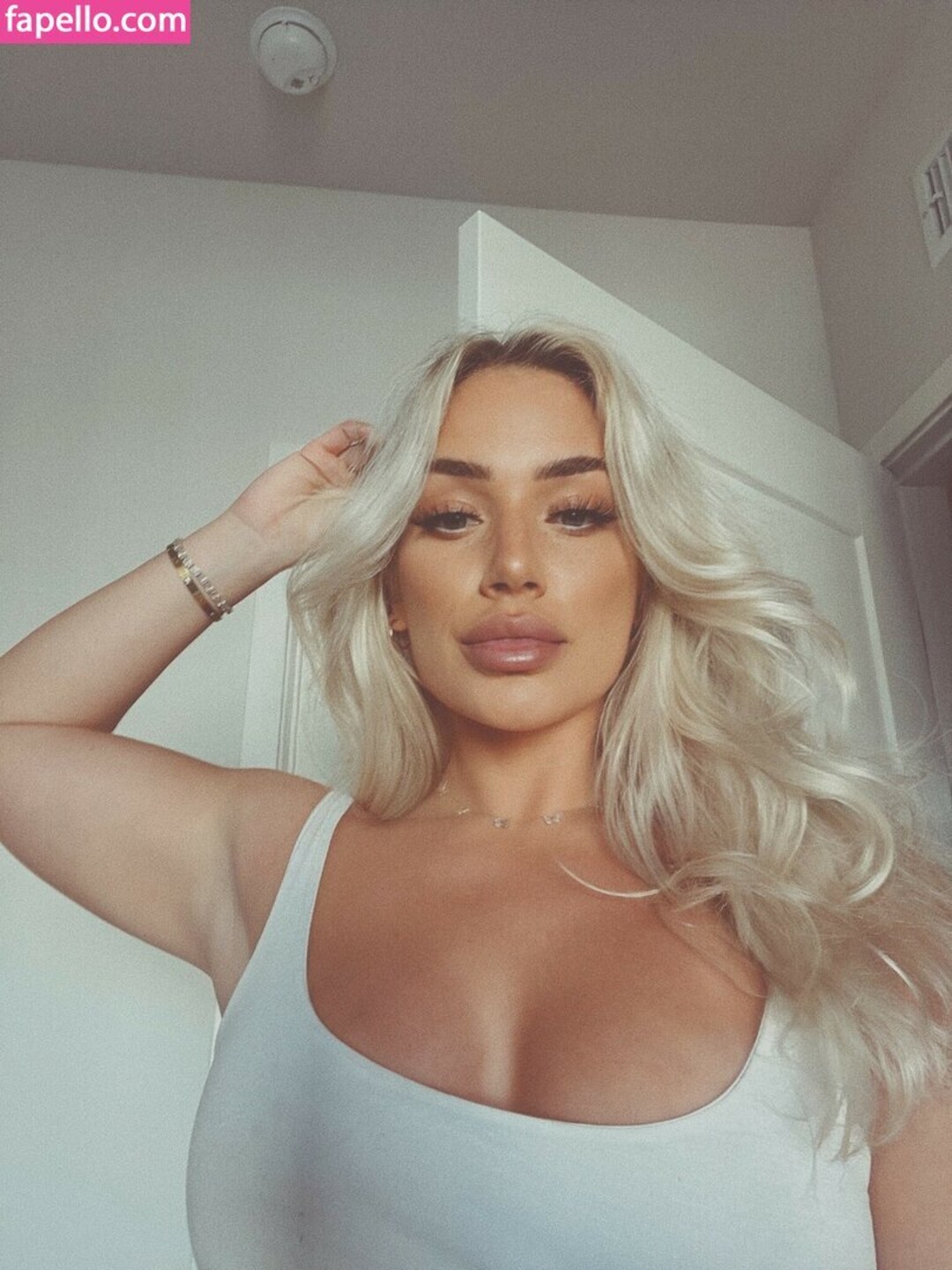 young free onlyfans pretty image