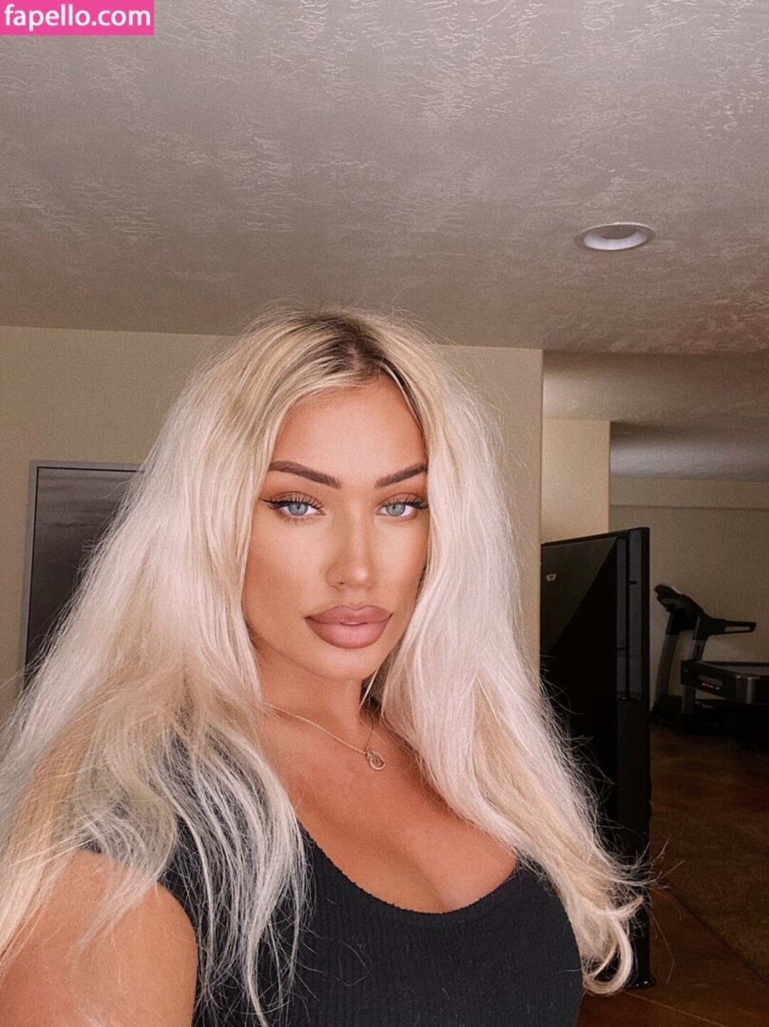 smile onlyfans nude img