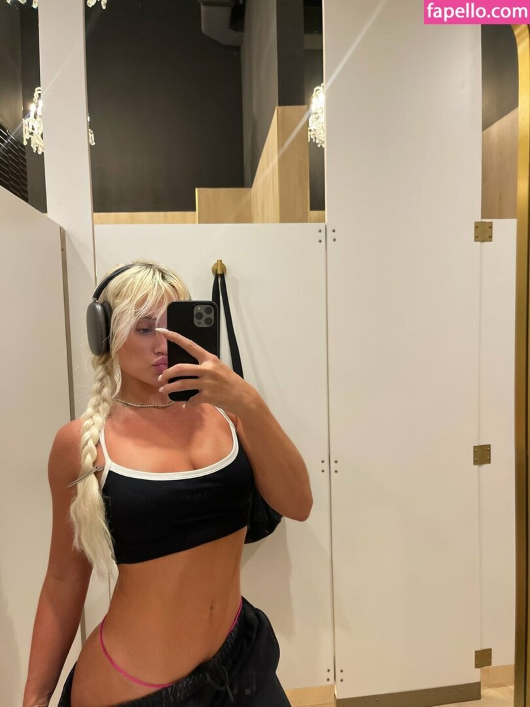 TaylorAnderson101 nude model pictures