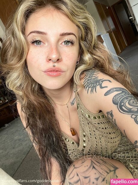 Mushbugs xxx actress photo