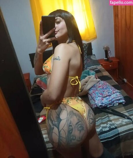 chispiate22 nude star pic