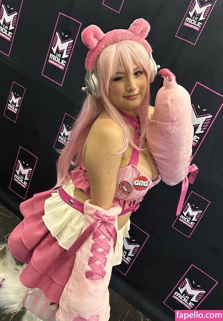 Meka Neko model adult archive