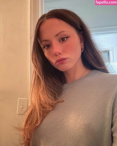 Lily Mo Sheen naked pornstar pictures