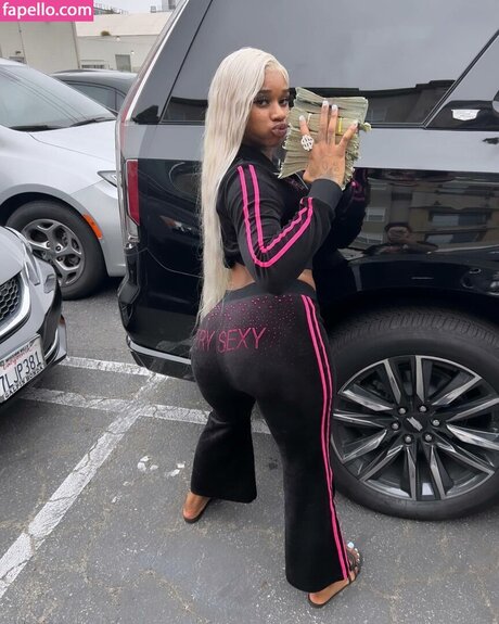 Sexxy Red xxx star photo