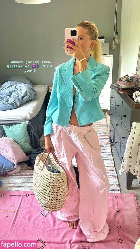 Sofie Houman model porn picture