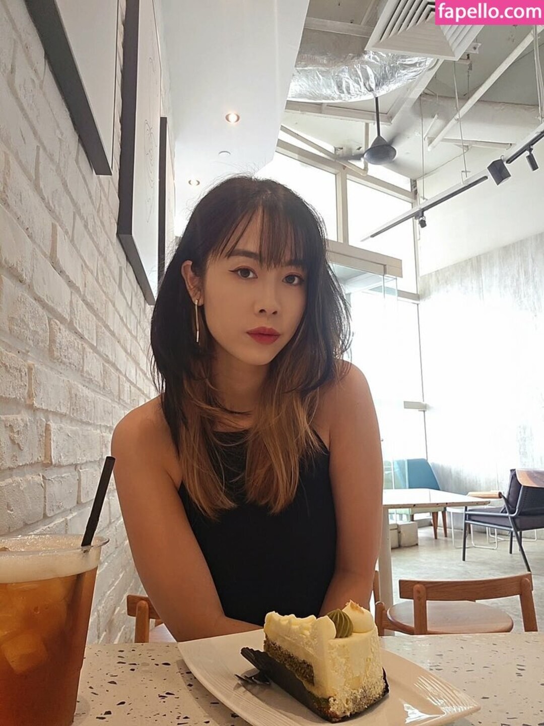 Wolfsbanee model art photos