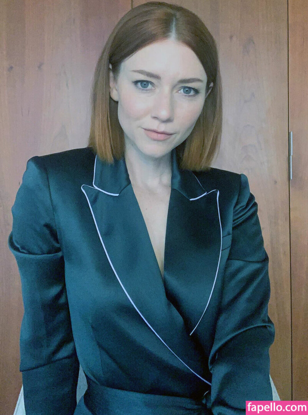 Valorie Curry nude star gallery