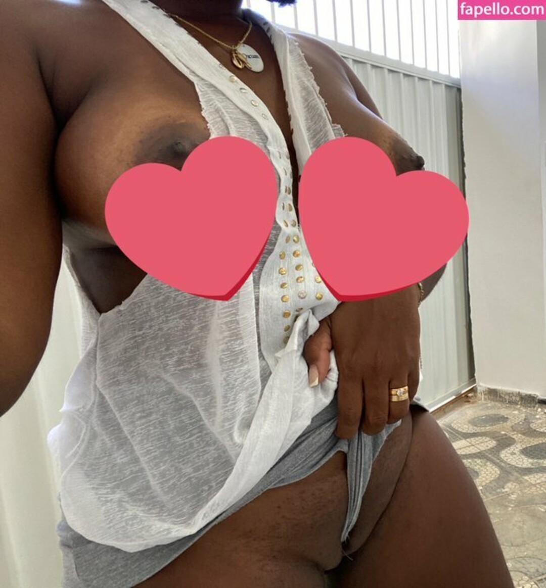 Larissa Pimenta nudes model galleries